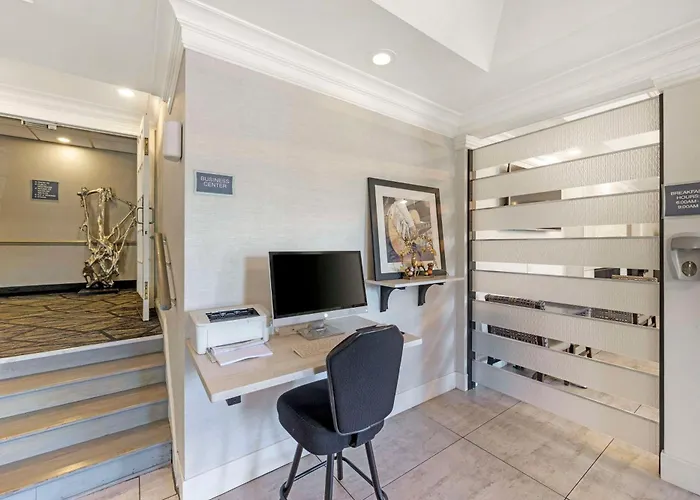 Best Western Brentwood