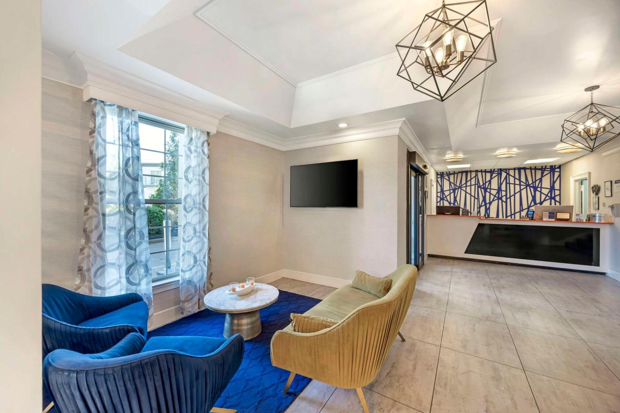 Western Hotel Brentwood