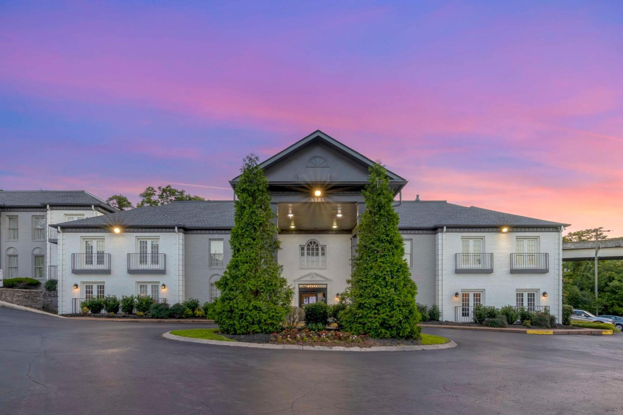Western Hotel 3*
